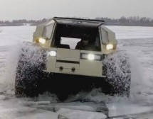 Rusko vozilo Sherp vozi po svim terenima, pa i po vodi (VIDEO)